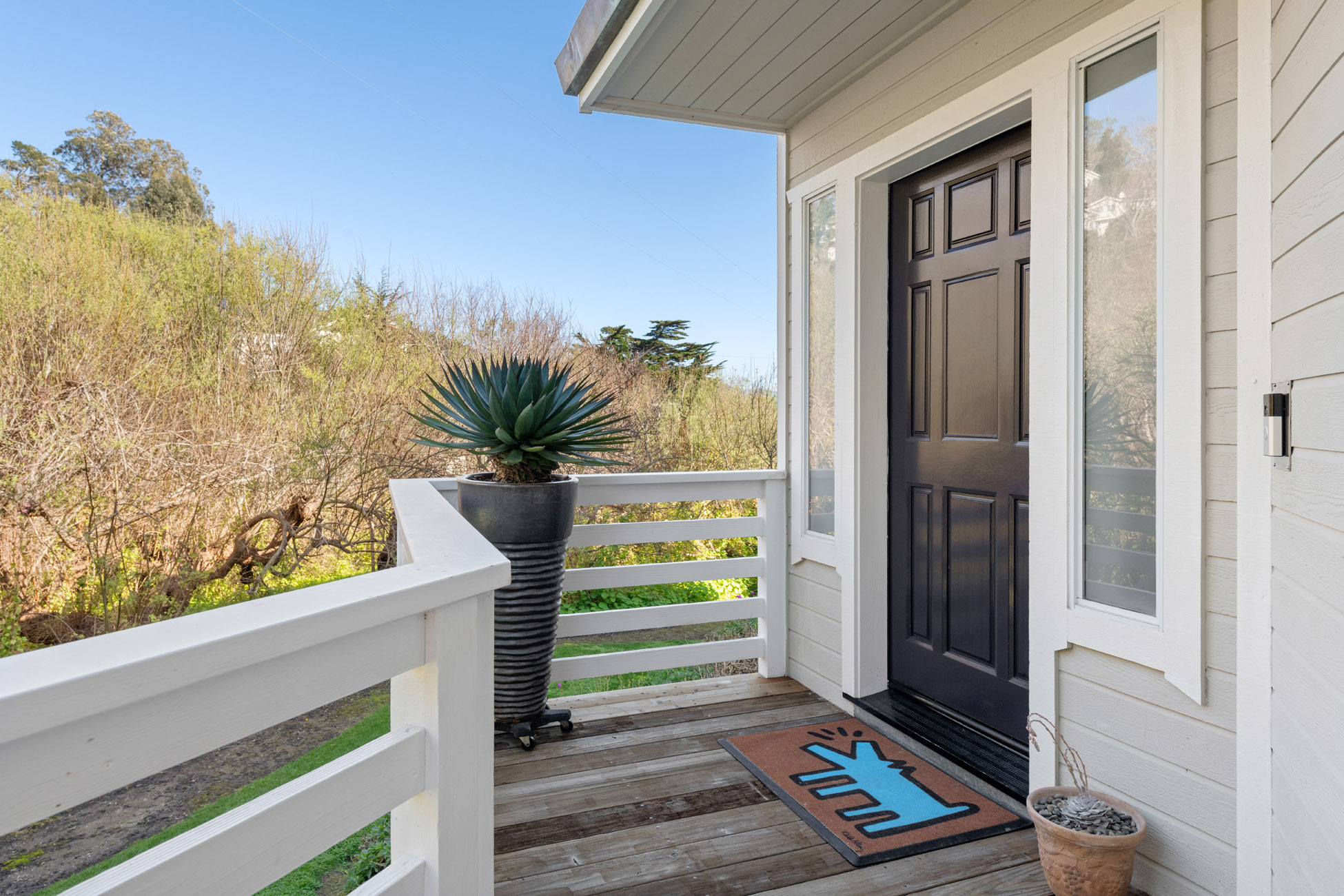 548 Hermosa Ave